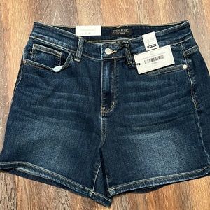 Judy Classic wash Jean shorts